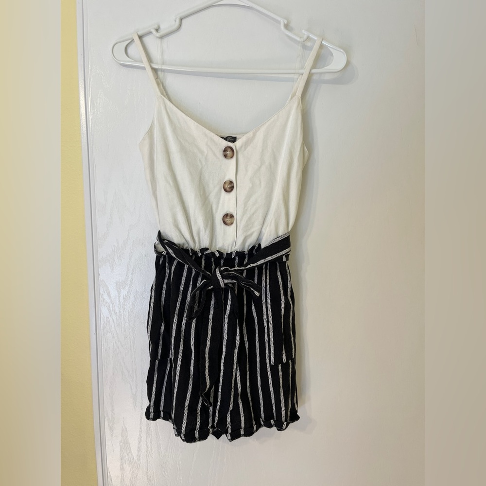 Lily Rose Black and White Romper - Size M